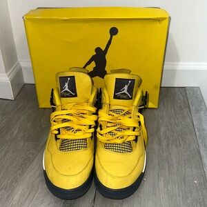 🔥🔥 Air Jordan 4 Retro Lightning